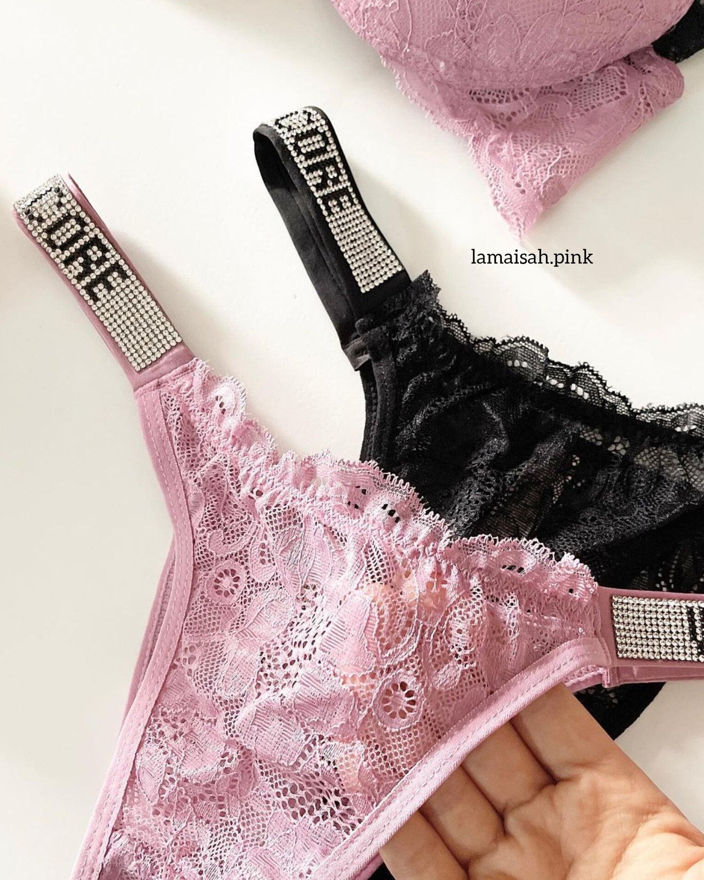 Vigny Core Single Padded Net Bra Set