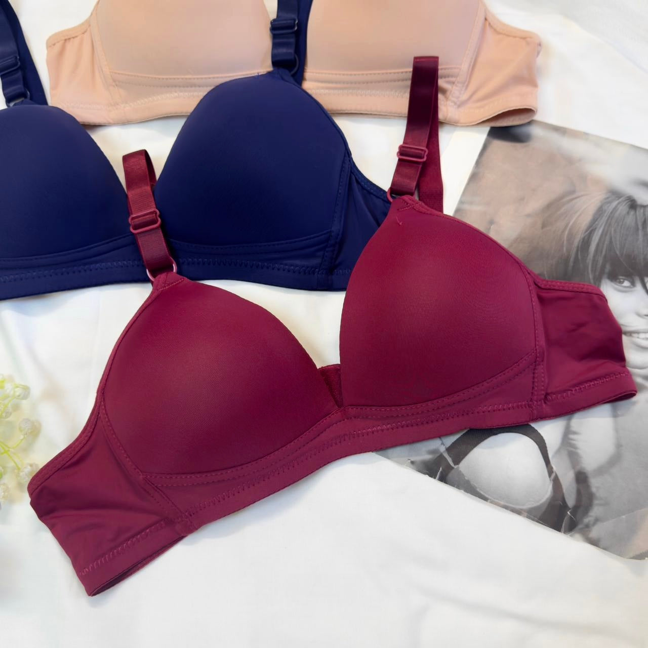 Daily wear single padded T shirt bras