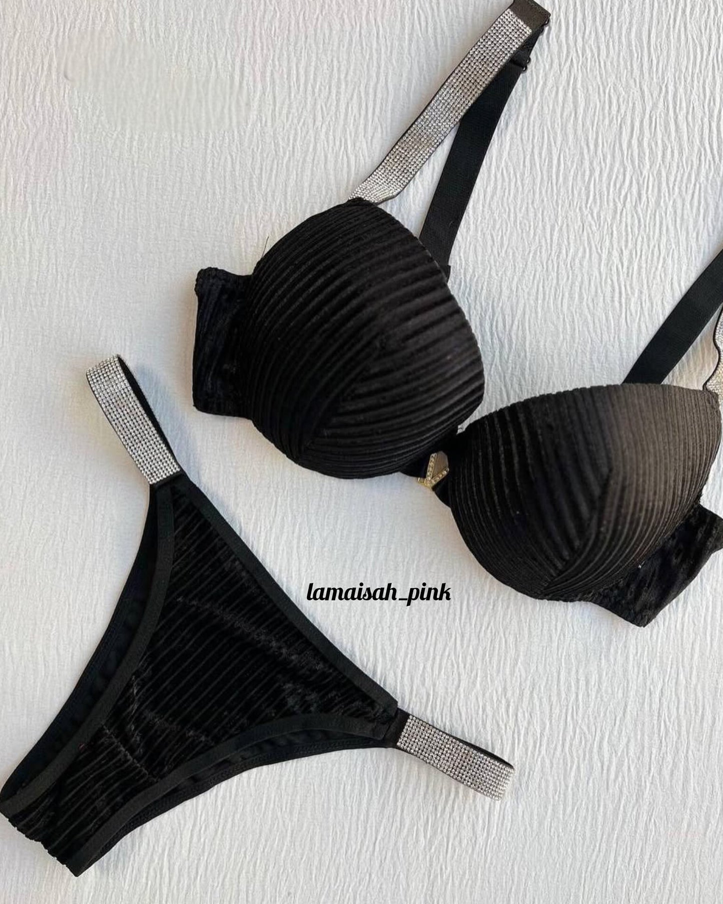 Rhinestone Strap V Bra Set