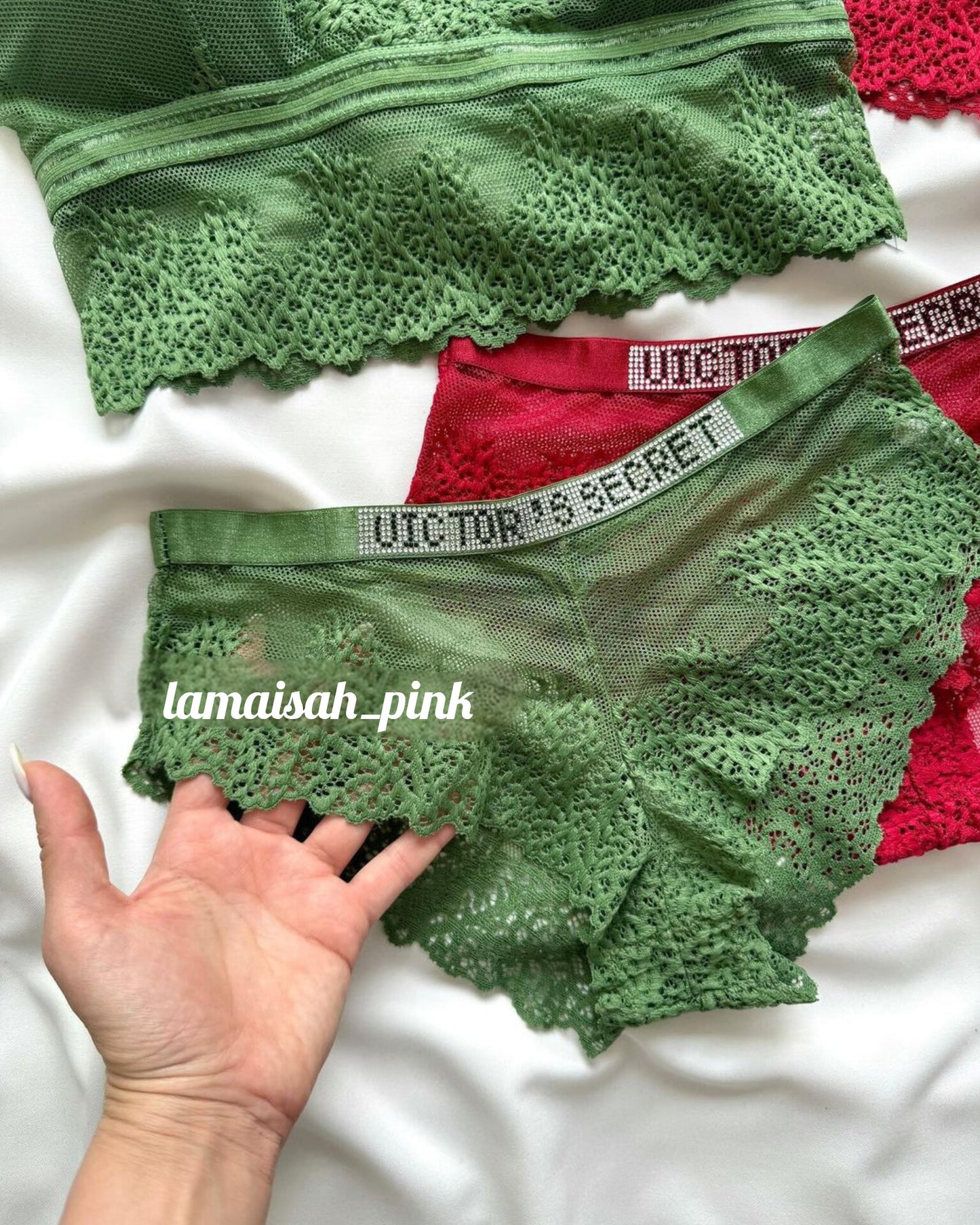 Victor's Secret Net Bra Set
