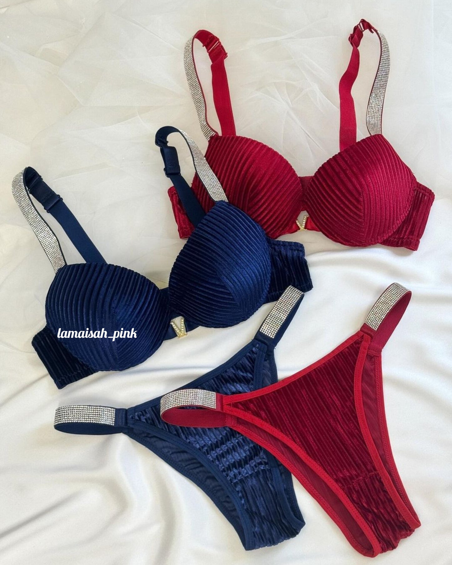 Rhinestone Strap V Bra Set