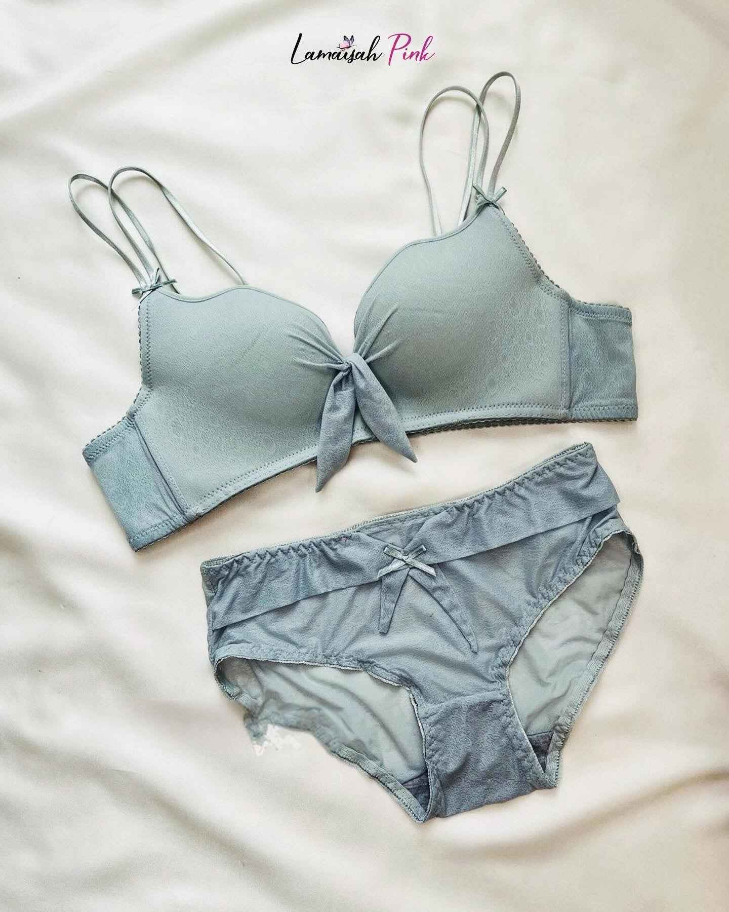 Thick Pad Non-Wire Bow Style Bra & Panty Set