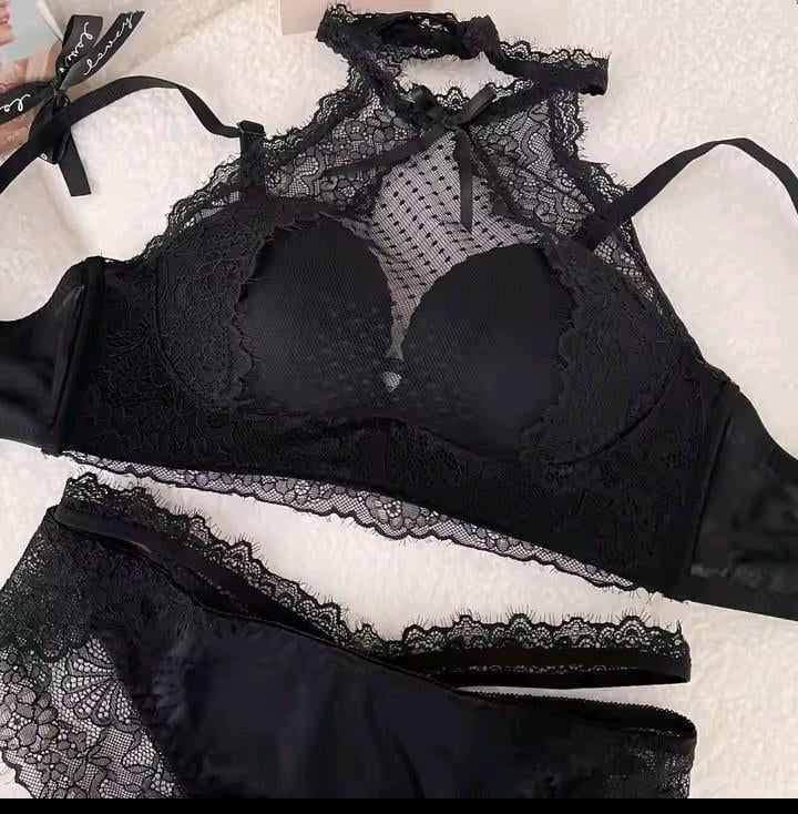 Front Net Covered Bra Set