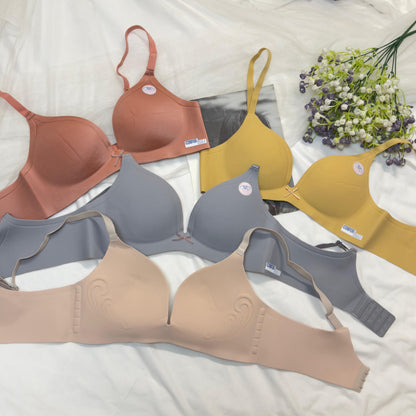 Cotton Soft Seamless Daily Wear Thin Pad T Shirt Bra