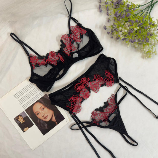 Red Embroidered Floral Garter Set