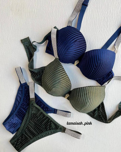 Rhinestone Strap V Bra Set