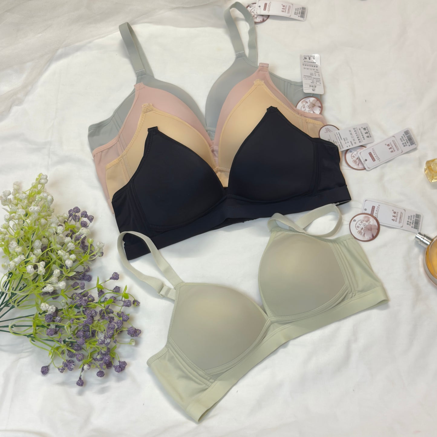Daily wear Seamless Soft Bra in Pastel Colours
